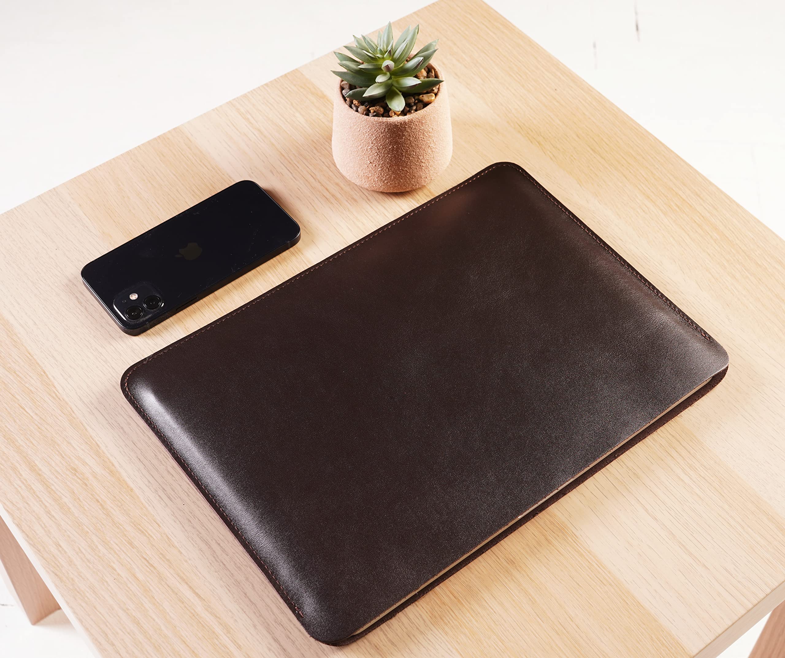 Amazon.com: Genuine Leather Mac Laptop Sleeve case for 13-inch
